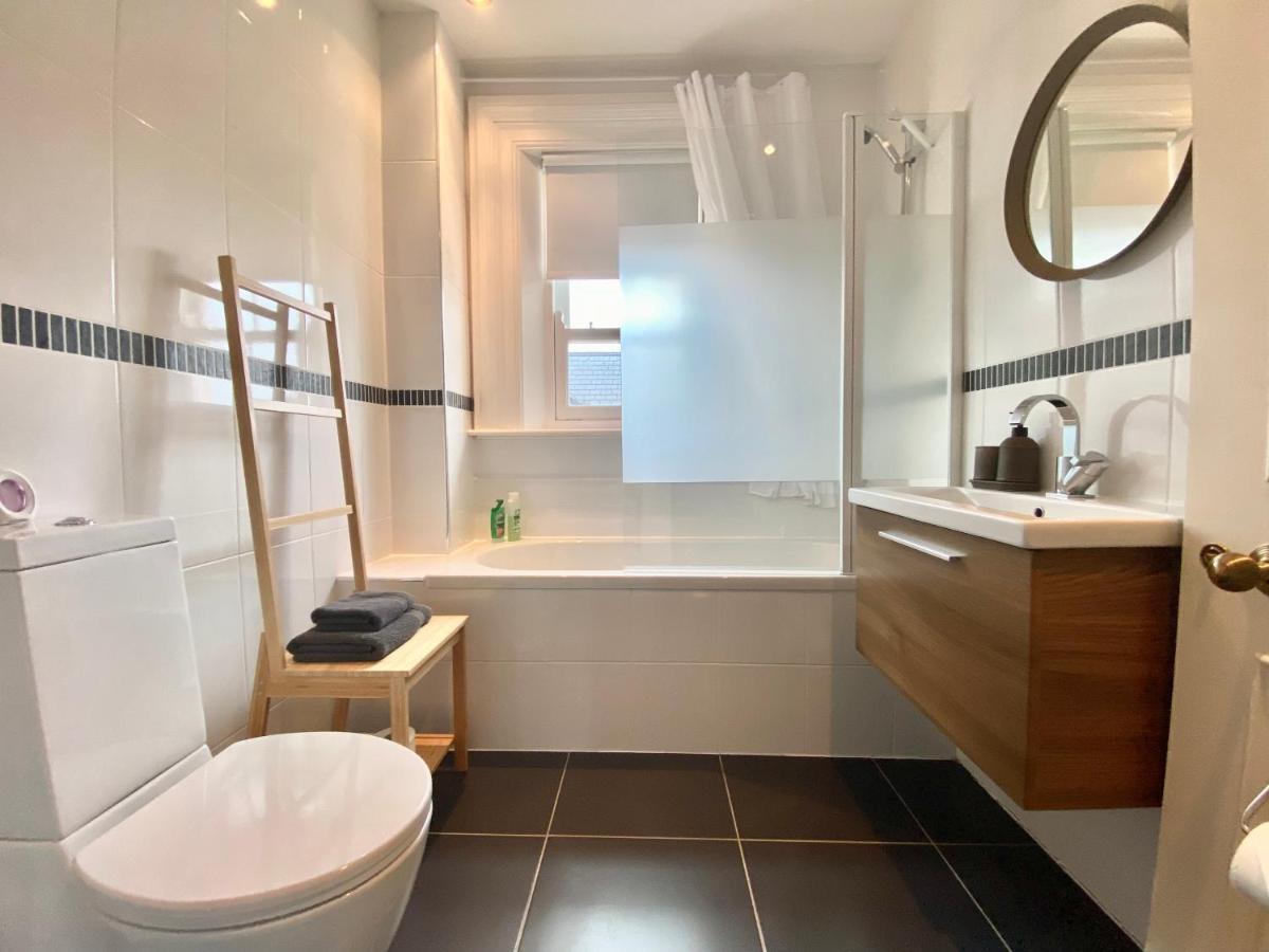 Bailey'S Court, Guest Accommodation พอร์ตาดาวน์ ภายนอก รูปภาพ